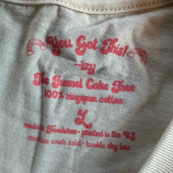 Cream Graphic Tee - Short Sleeve - Picture 5 of 5